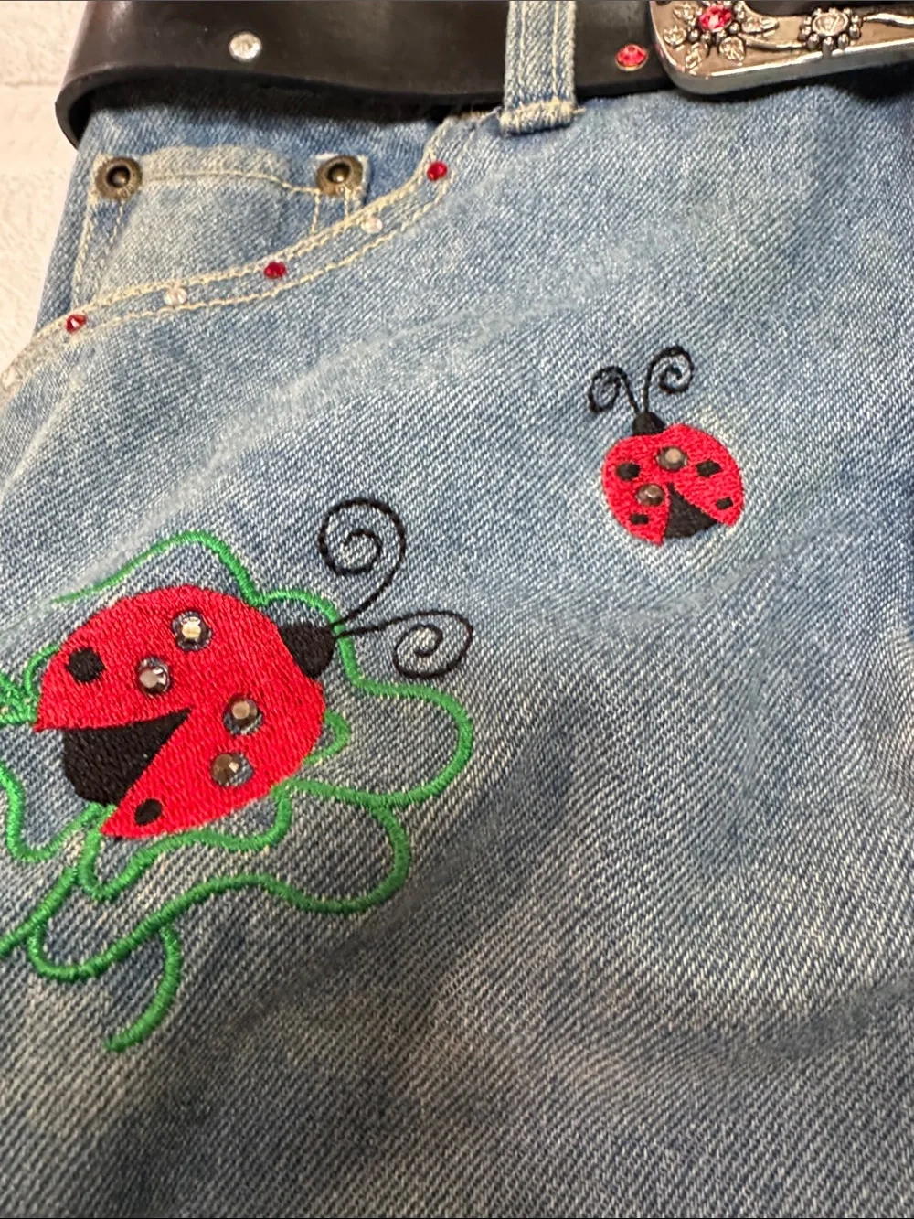 Vintage Rustic Faded Denim Ladybug Shoulder Bag with Beaded Strap. Rare to Find - Picture 5 of 9